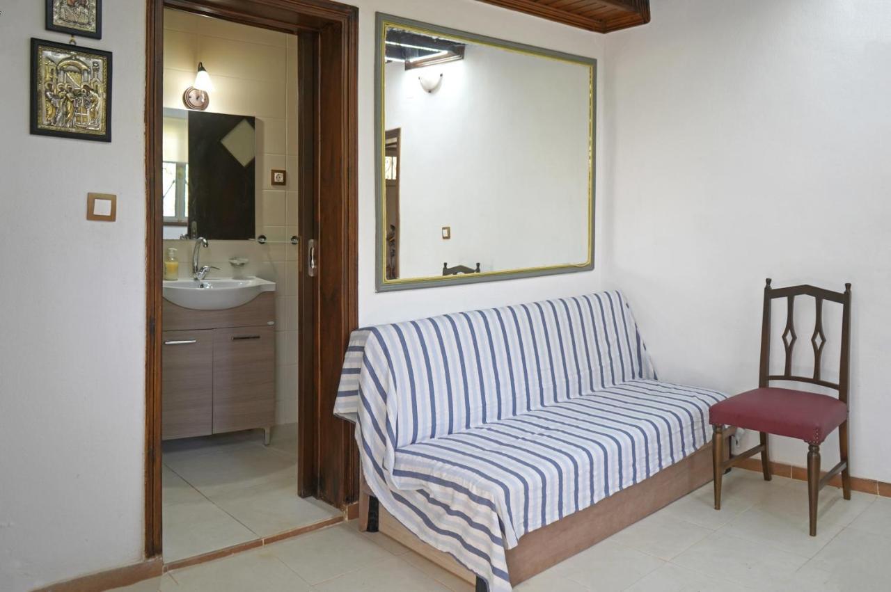 Villa Veni Olive House Kalamata Esterno foto