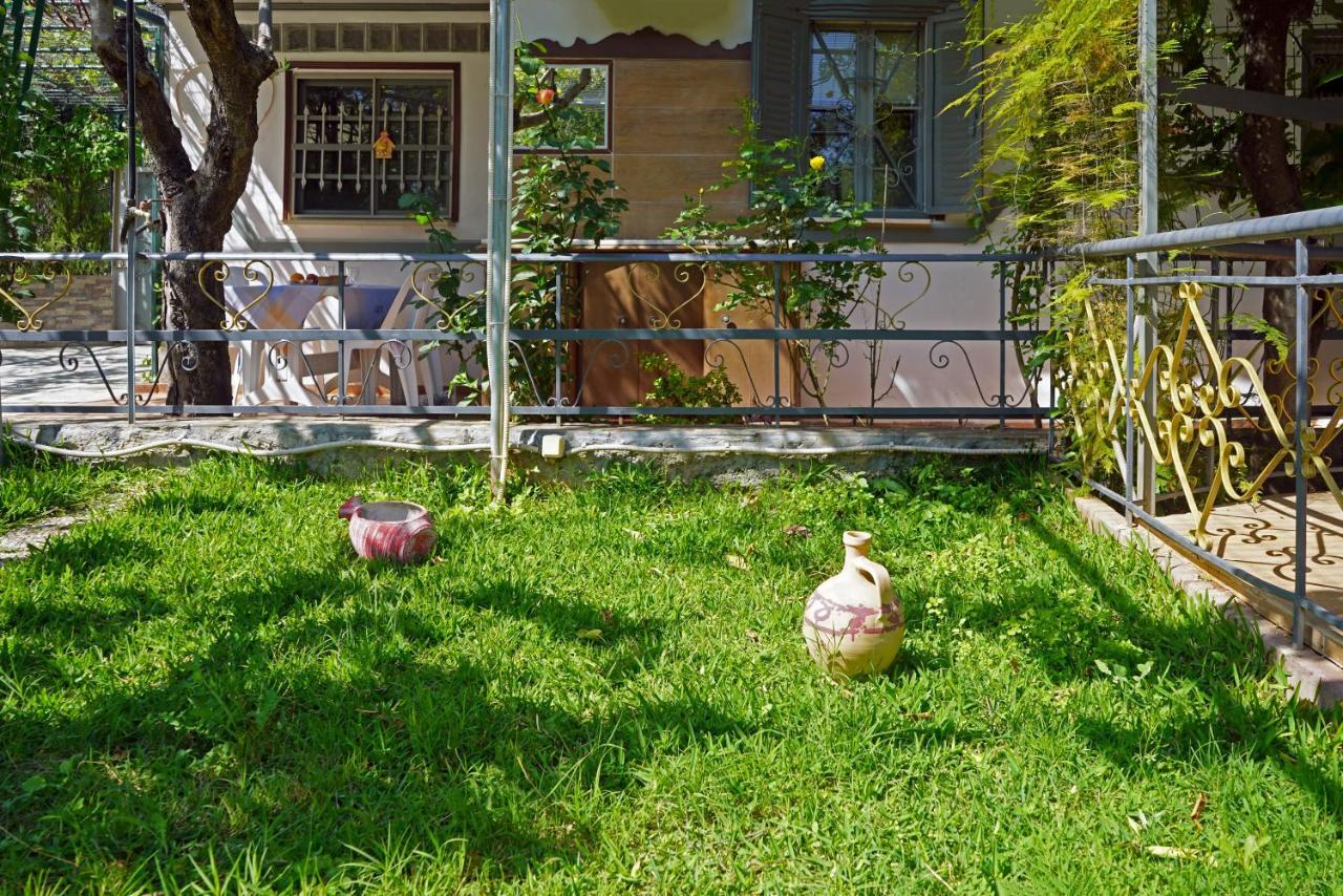 Villa Veni Olive House Kalamata Esterno foto